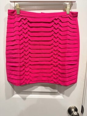 verty Hot Pink Chevron Textured Mini Skirt